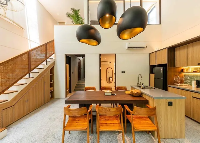 Pasisi 15 - 4br Modern Gem With Private Pool, Villa *
