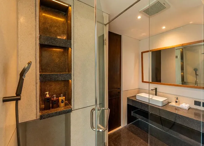 Pasisi 15 - 4br Modern Gem With Private Pool, Canggu (Bali)