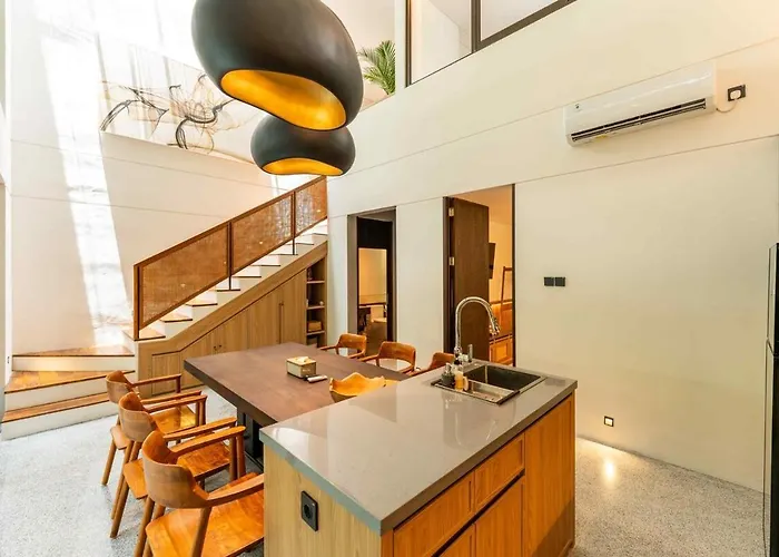 Pasisi 15 - 4br Modern Gem With Private Pool, Canggu