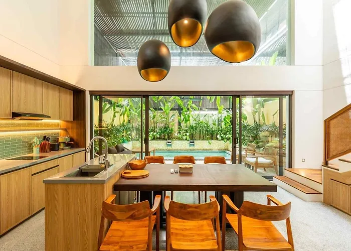 Pasisi 15 - 4br Modern Gem With Private Pool, *