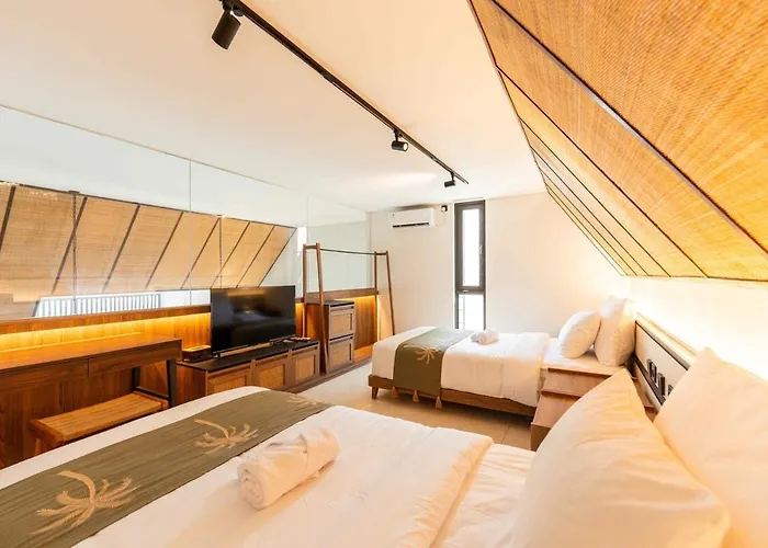 Pasisi 15 - 4br Modern Gem With Private Pool, *