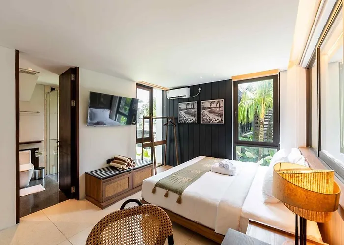 Villa Pasisi 15 - 4br Modern Gem With Private Pool,